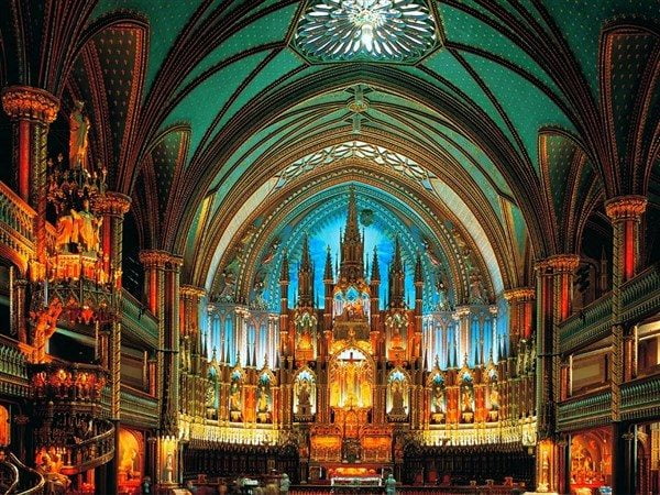 Notre-Dame De Montreal, Canada 2000 pIECE Jigsaw Puzzle - Tomax