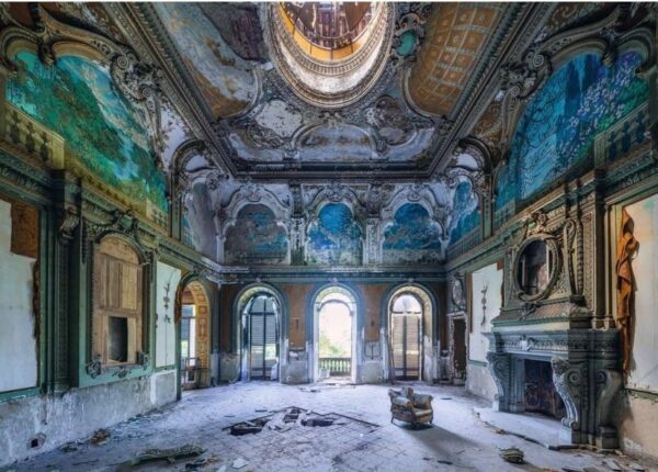 Lost Places - The Palace