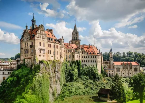 Ravensburger - Sigmaringen Castle, Germany 1000 Piece Puzzle
