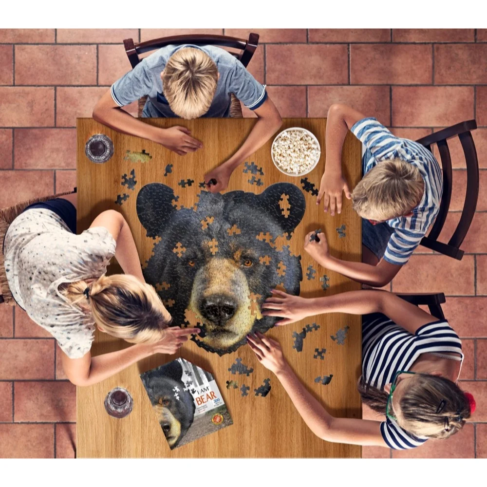 Madd Capp - I am Bear 300 Piece Shaped Puzzle - Image 5