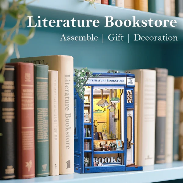 CuteBee - Literature Bookstore DIY Book Nook Kit - Image 3